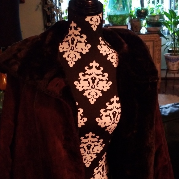 Shearling coat - Picture 4 of 4